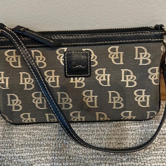 Dooney & Bourke Handbags - Dooney and Burke mini wallet clutch